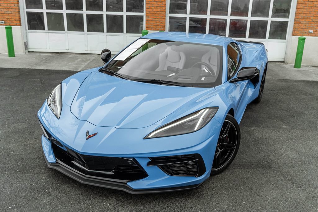 Used 2023 Chevrolet Corvette Stingray Preferred Cpe w/ Z51 Performance Package image 2