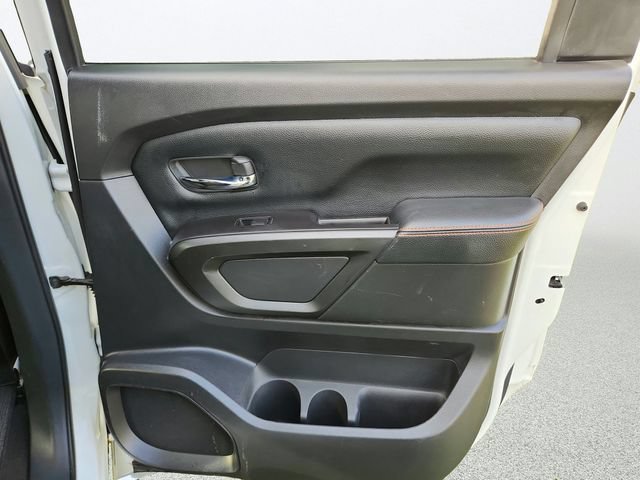 Used 2020 Nissan Titan PRO-4X AWD/4WD image 27