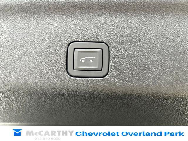 New 2026 Chevrolet Suburban Premier w/ Sun And Tow Package AWD/4WD image 27