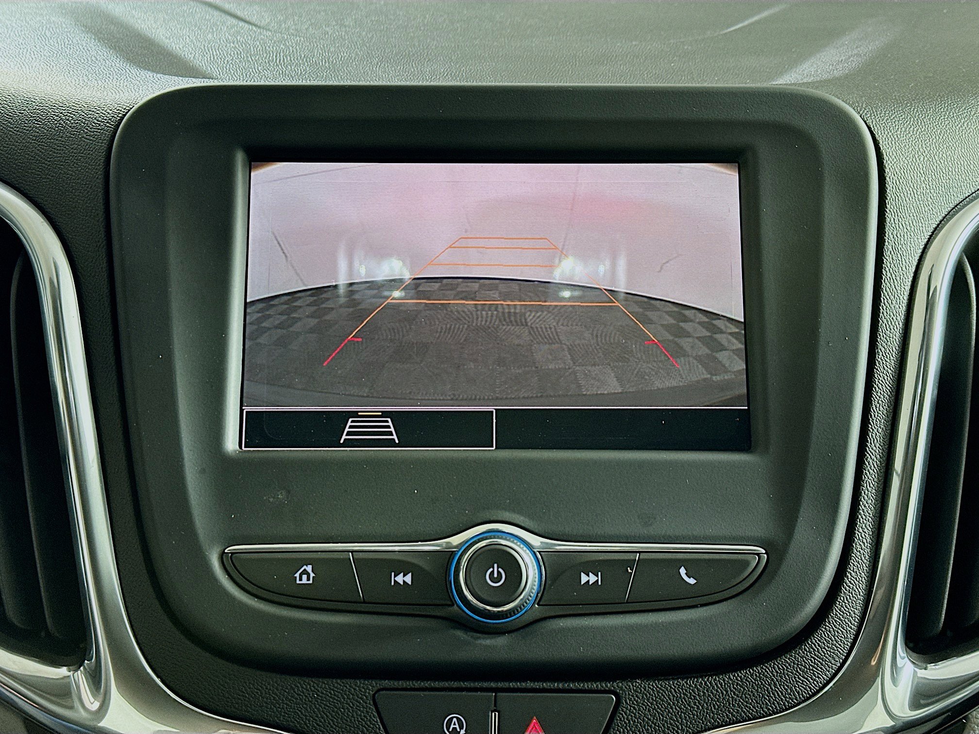 Used 2024 Chevrolet Equinox LS image 21