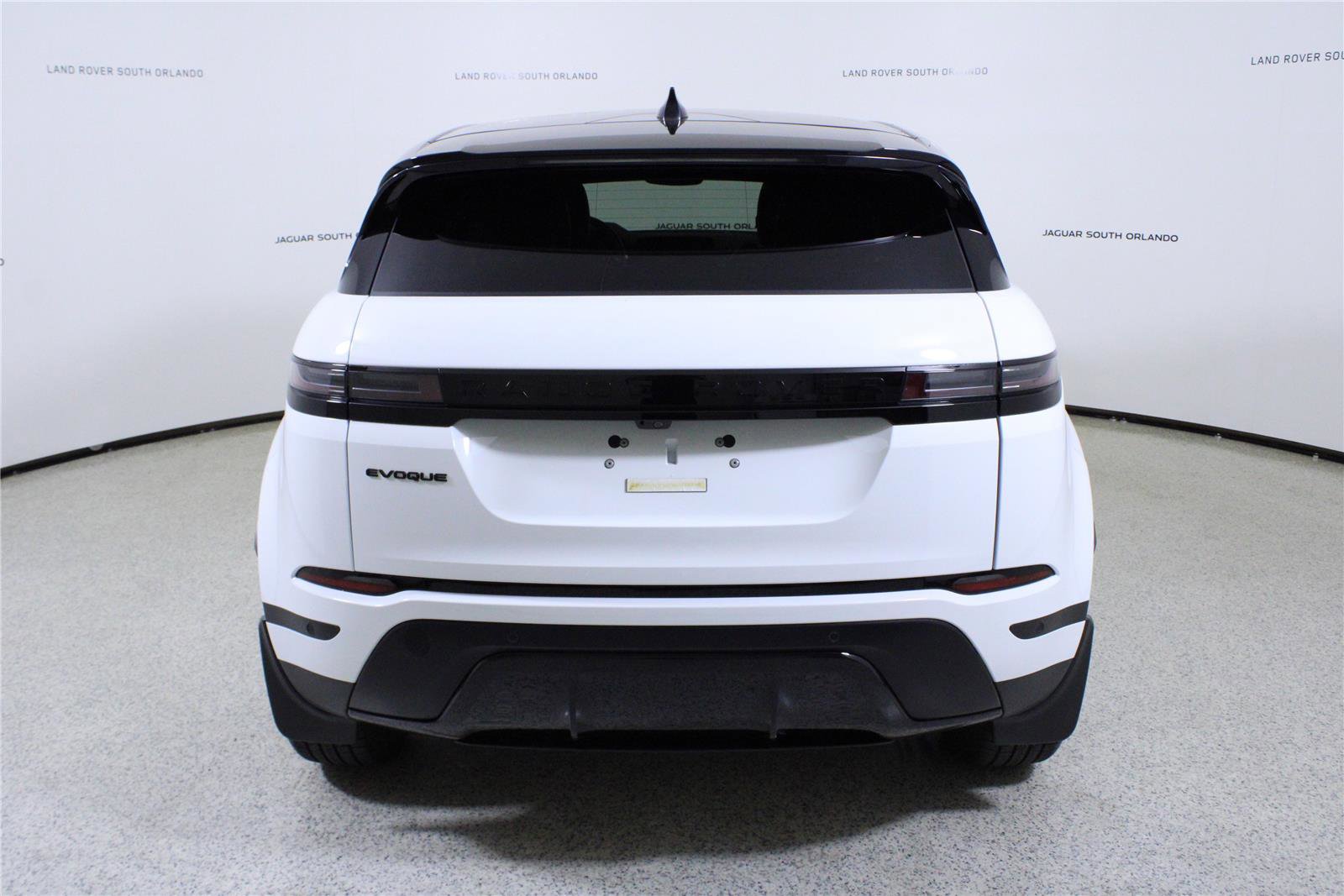 Used 2026 Land Rover Range Rover Evoque S AWD/4WD image 6