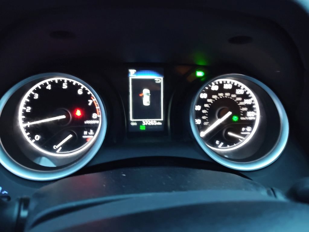 Used 2024 Toyota Camry LE FWD image 8