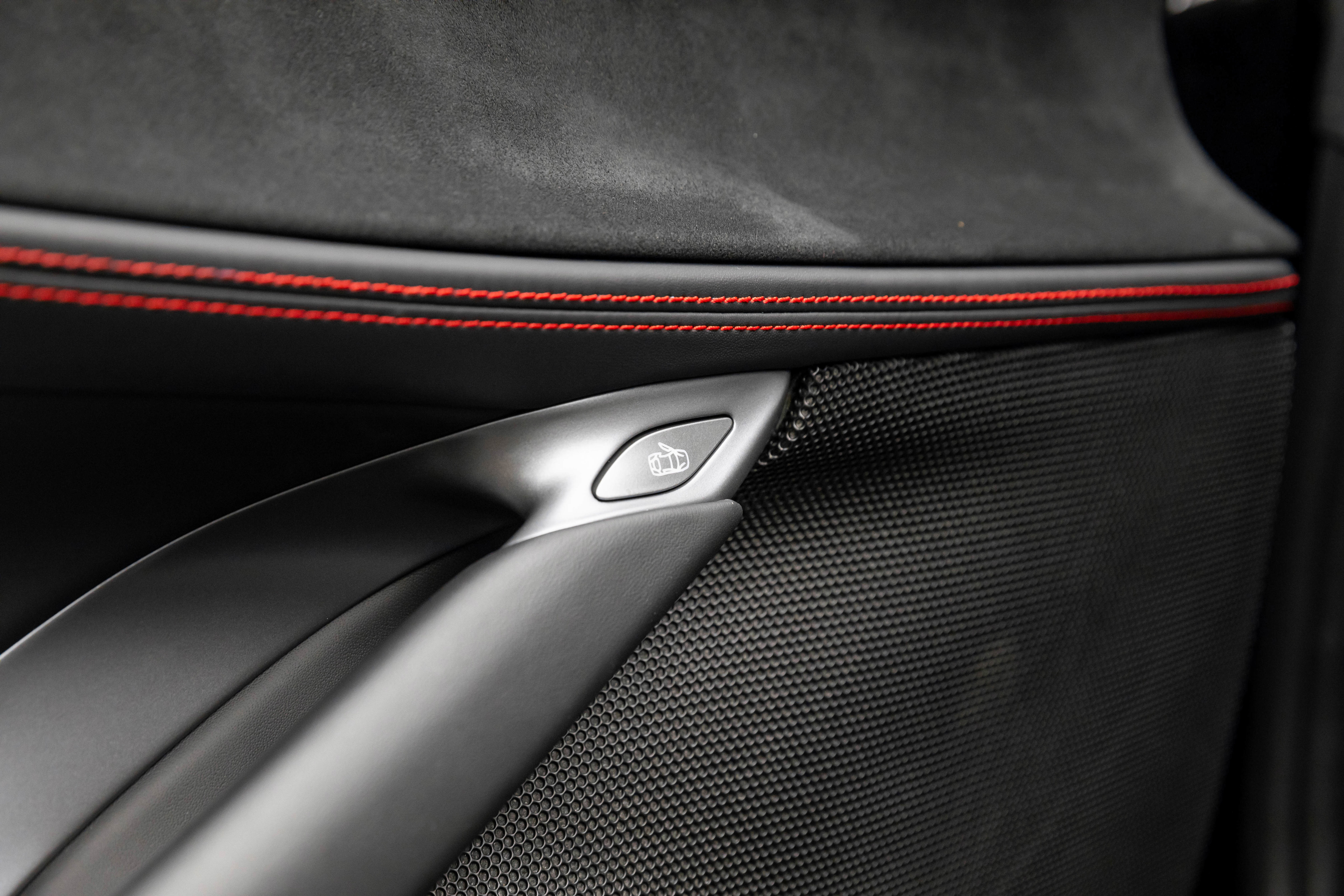 Used 2023 Ferrari SF90 Stradale image 12