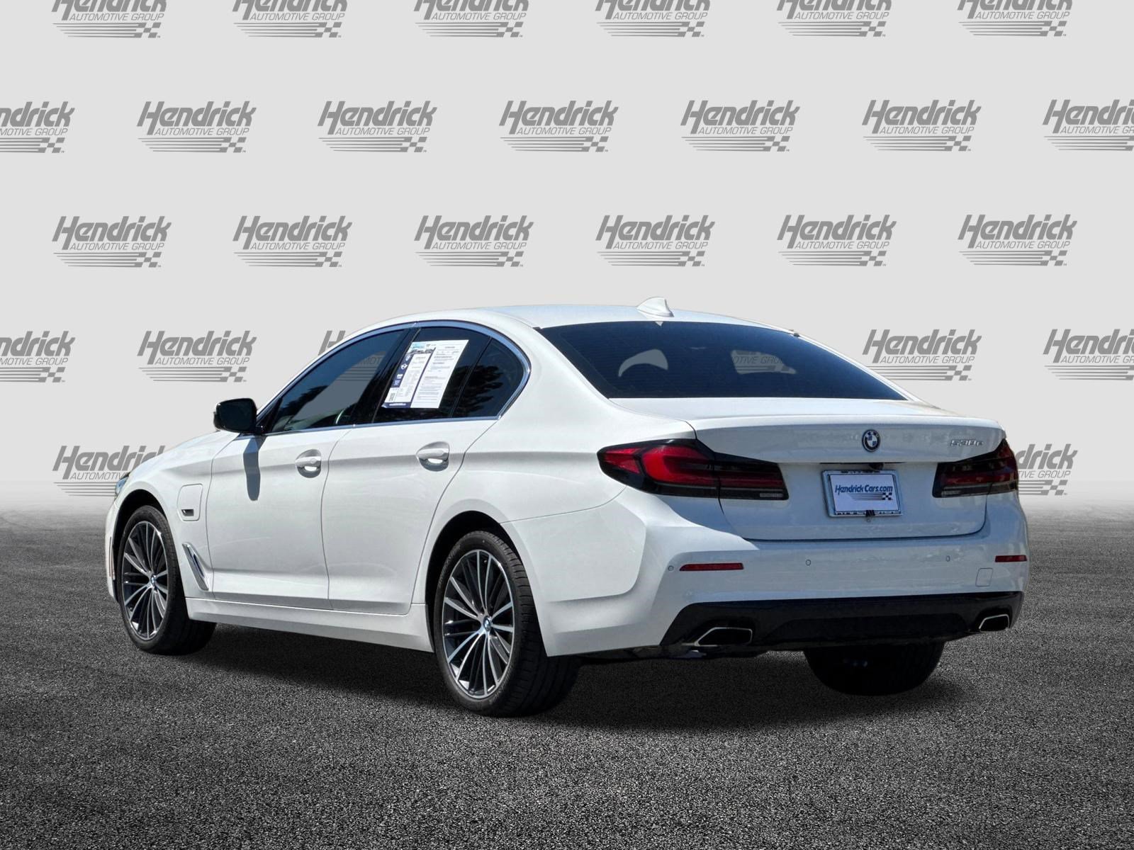 Used 2023 BMW 530e w/ Premium Package RWD image 7