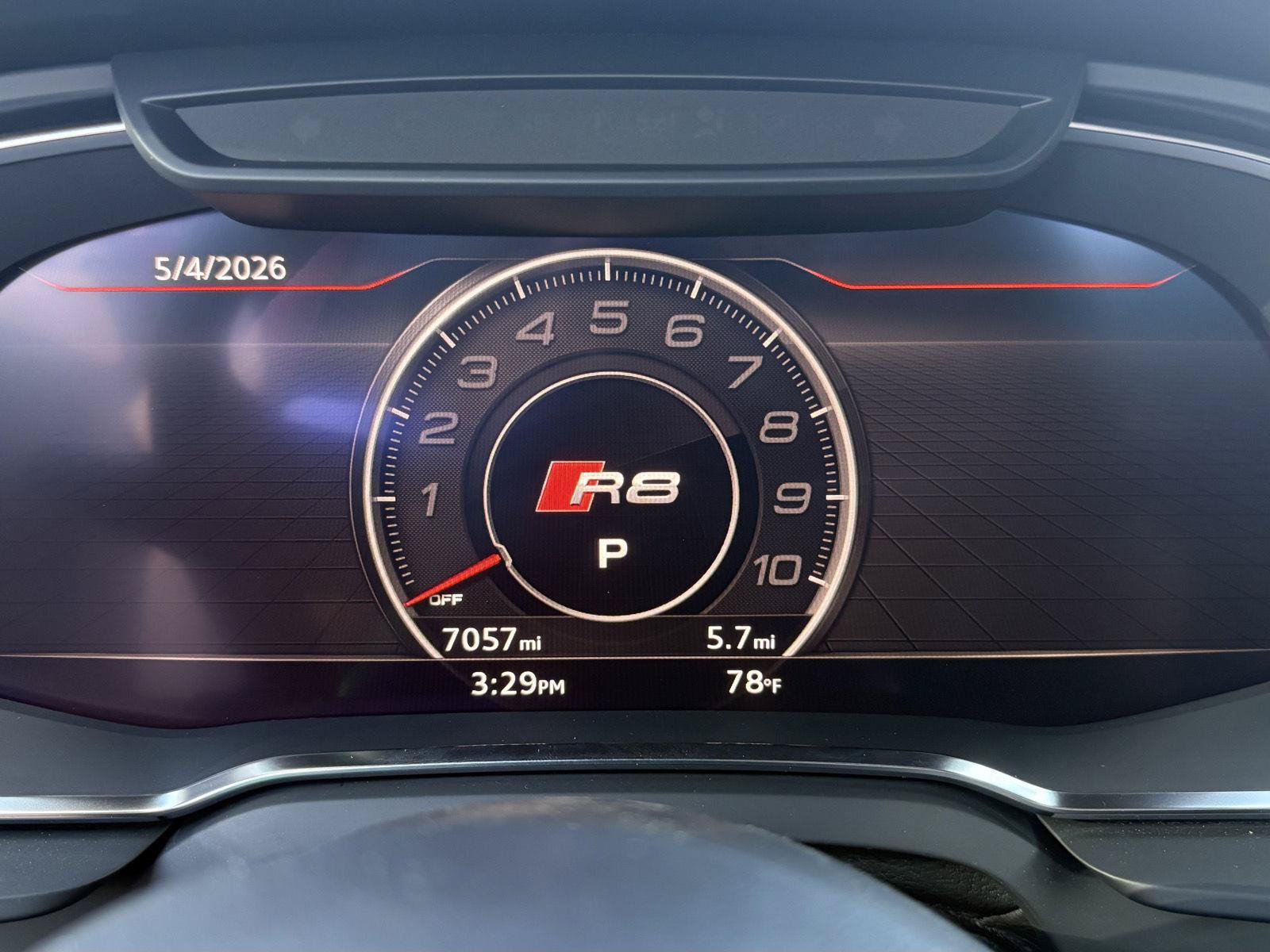 Used 2021 Audi R8 V10 RWD image 16