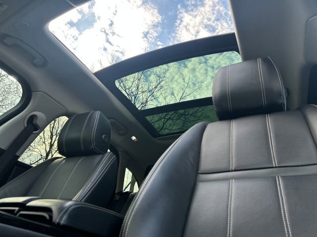 Used 2021 Land Rover Range Rover Velar S image 21