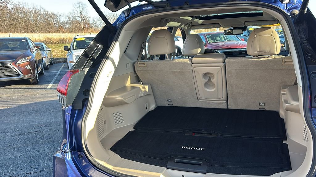 Used 2018 Nissan Rogue SL w/ Premium Package image 35