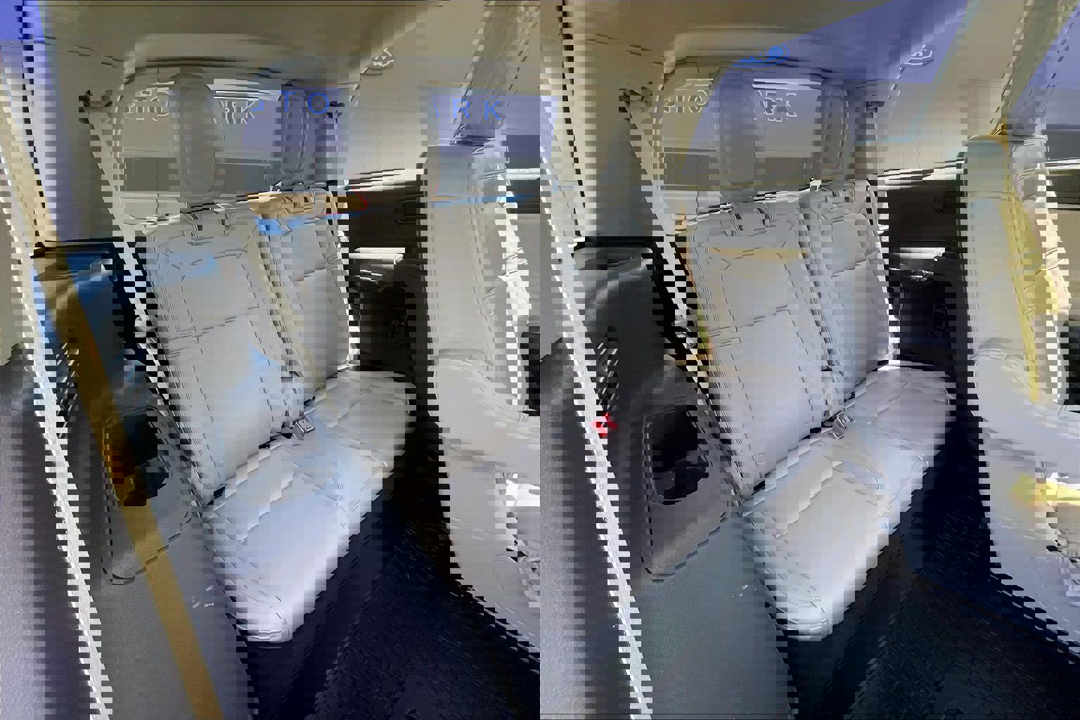 Used 2023 Lincoln Aviator Grand Touring w/ Equipment Group 301A image 25