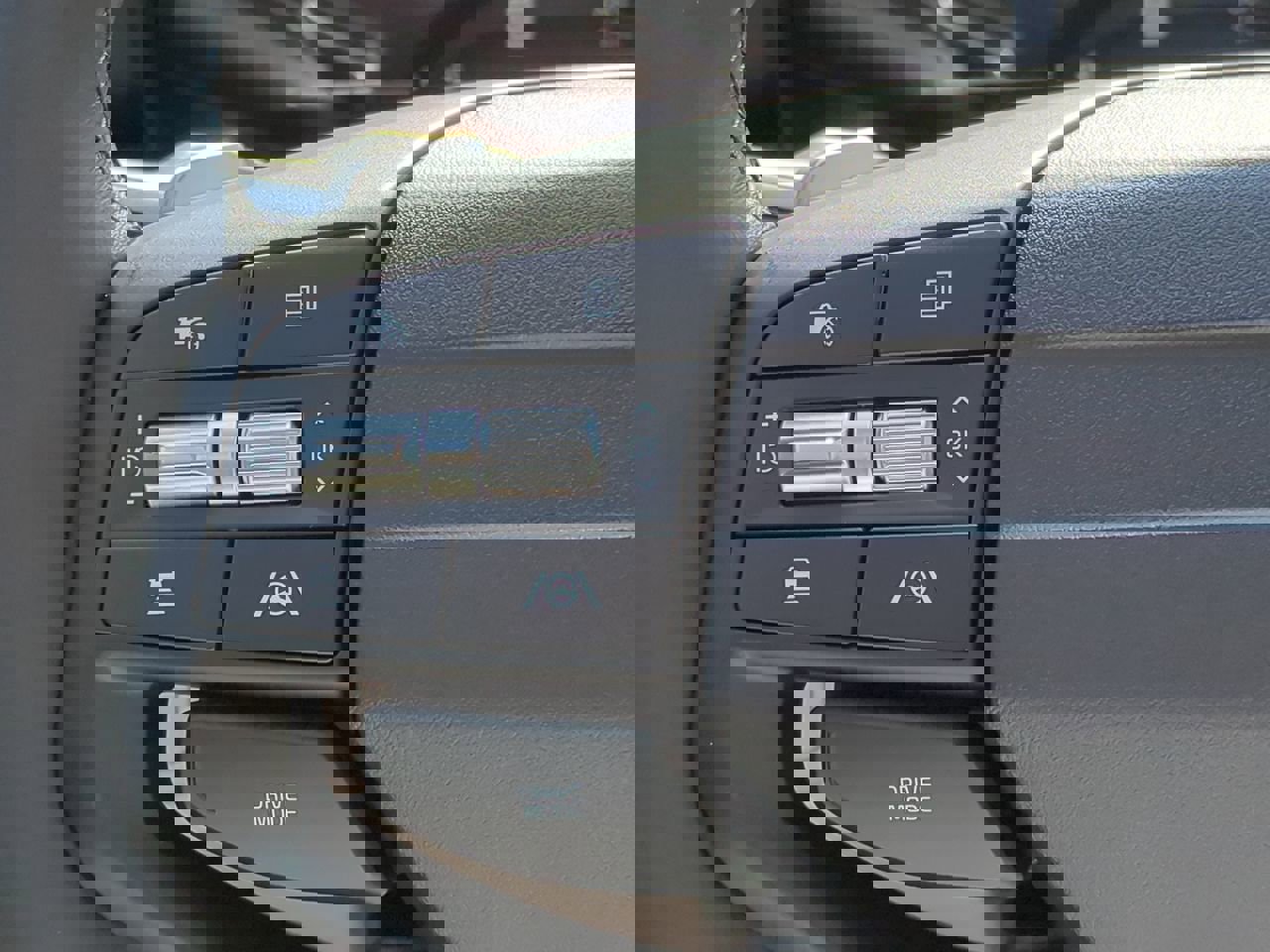 New 2026 Kia Sportage EX w/ EX Panoramic Sunroof Package image 20