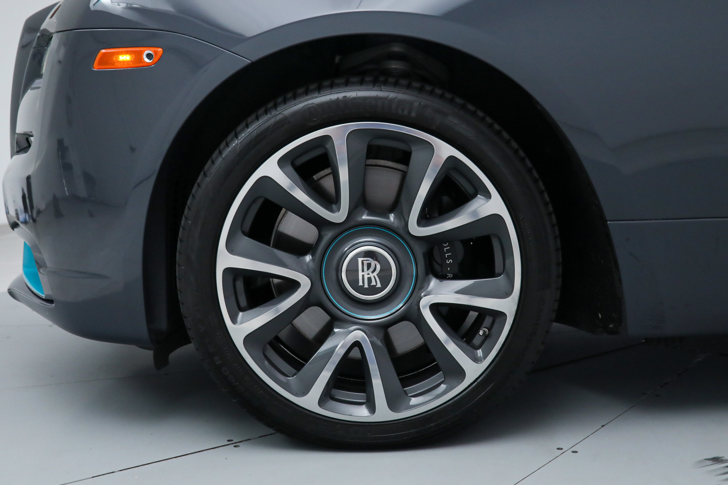 Used 2021 Rolls-Royce Wraith RWD image 39