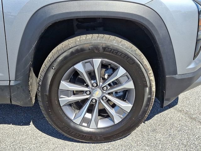 Certified 2026 Chevrolet Equinox LT w/ Convenience Package II image 8