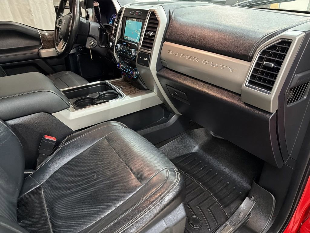 Used 2018 Ford F250 Lariat w/ Chrome Package image 30