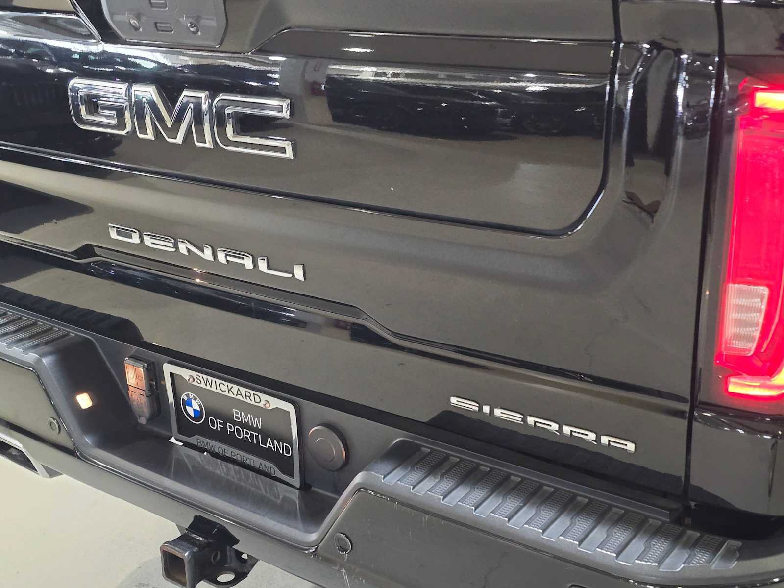 Used 2020 GMC Sierra 1500 Denali w/ Denali Ultimate Package AWD/4WD image 13