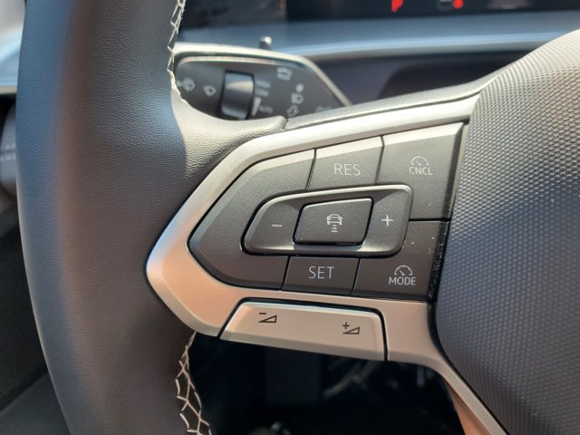 New 2026 Volkswagen Tiguan SE AWD/4WD image 21