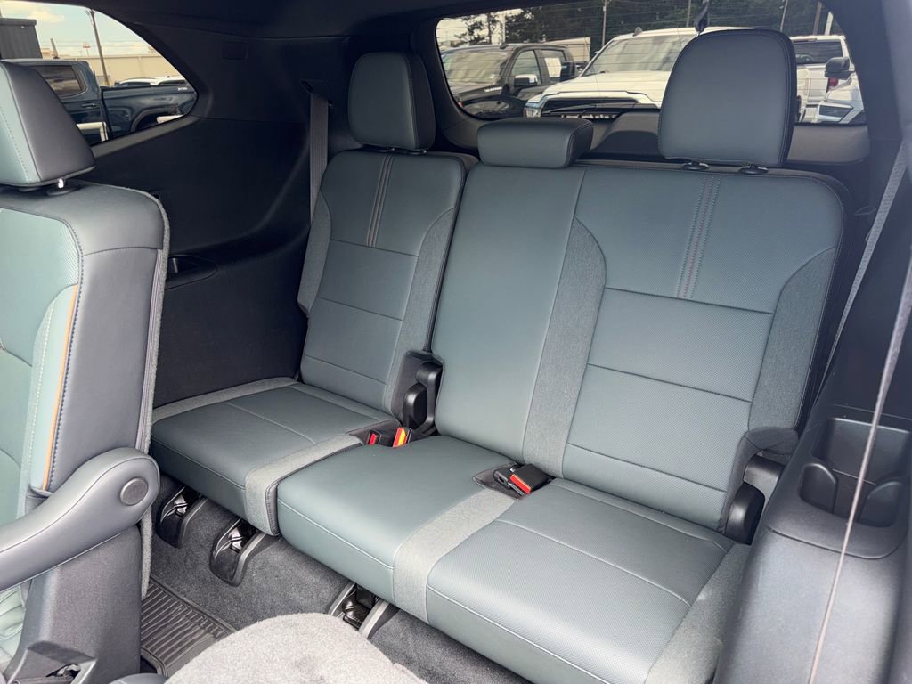 Certified 2024 GMC Acadia AT4 w/ Luxury Package AWD/4WD image 48