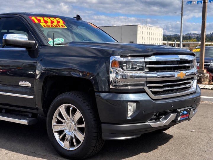 Used 2017 Chevrolet Silverado 1500 High Country AWD/4WD image 6