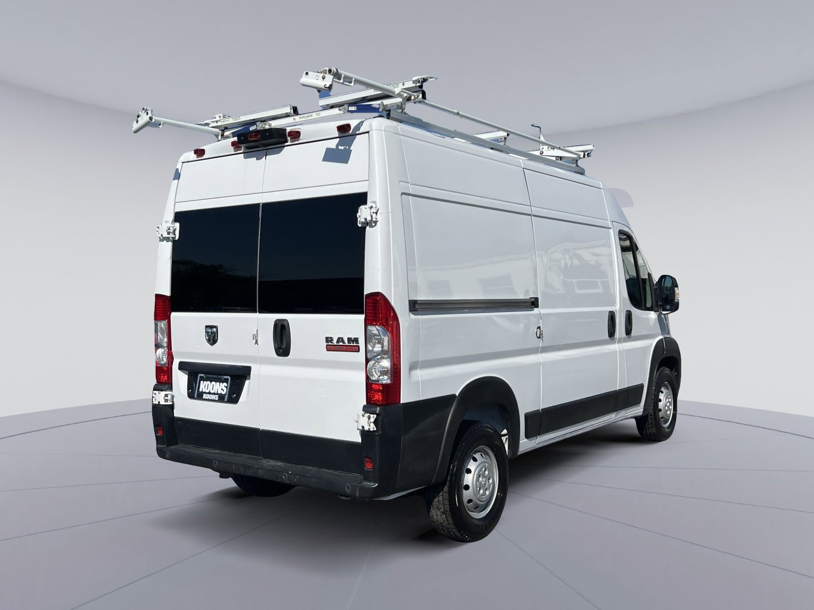 Used 2020 RAM ProMaster 2500 w/ Interior Convenience Group FWD image 16