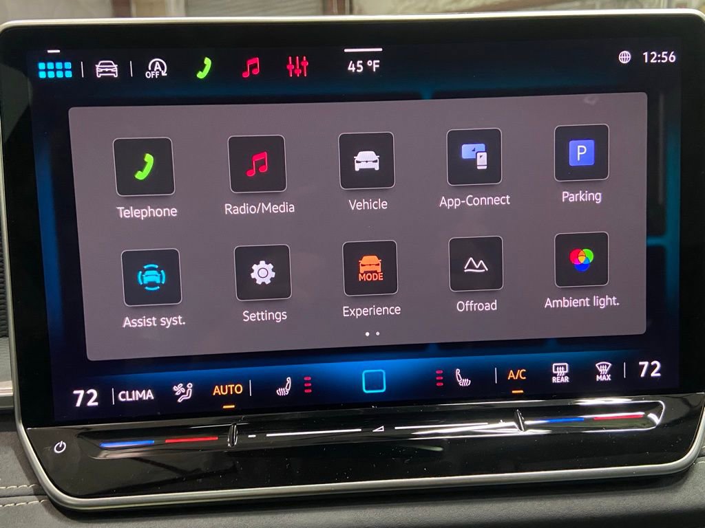 New 2026 Volkswagen Tiguan SE image 12