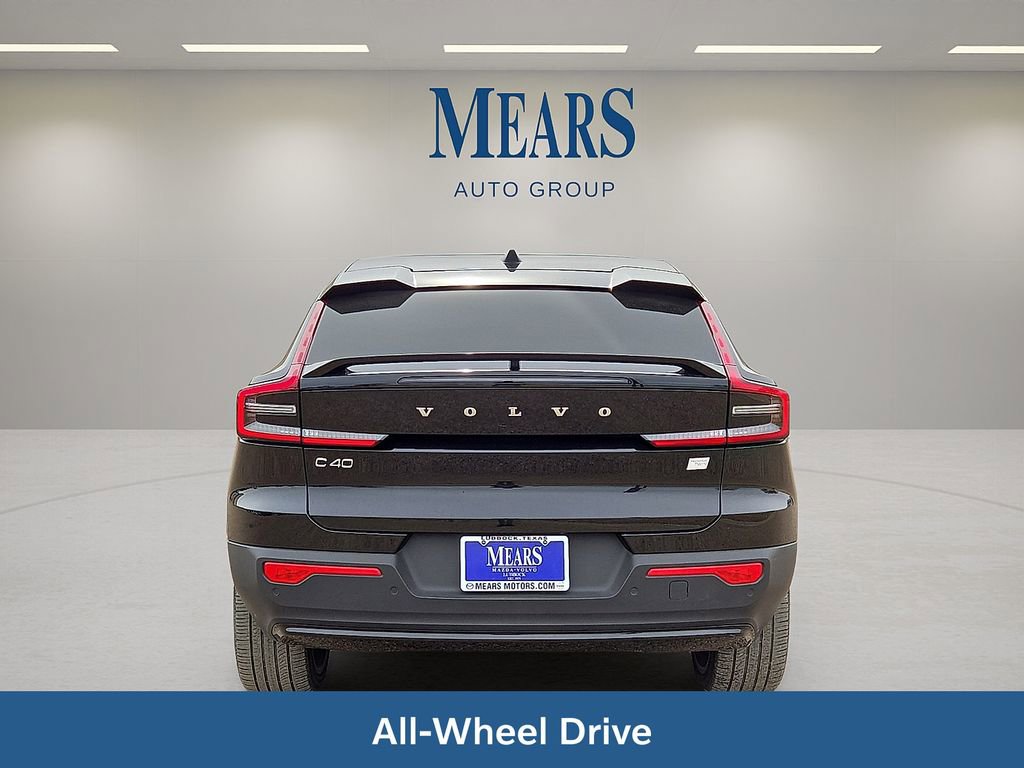 Used 2023 Volvo C40 P8 Recharge Ultimate image 6