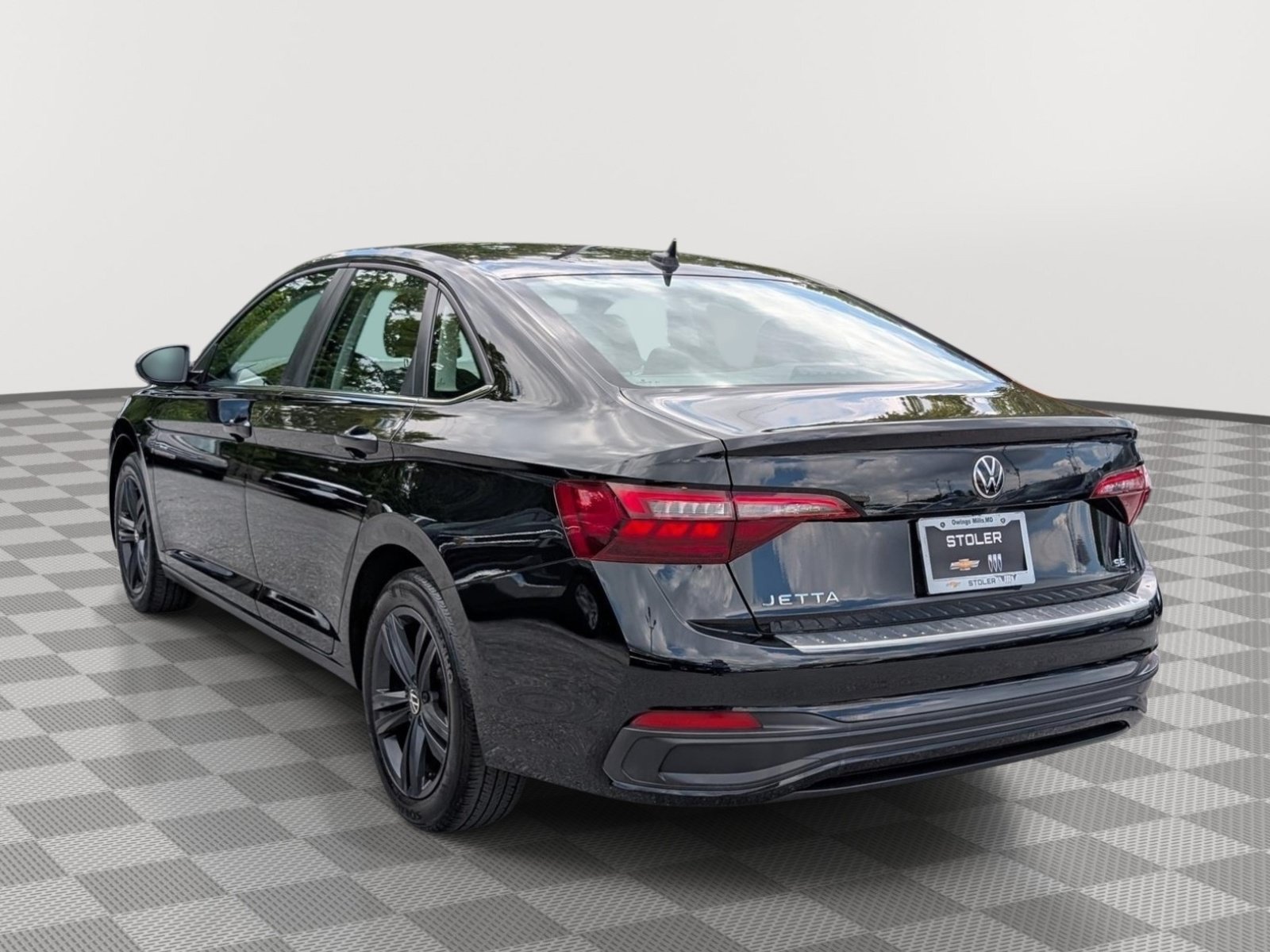 Used 2024 Volkswagen Jetta SE w/ Panoramic Sunroof Package FWD image 3