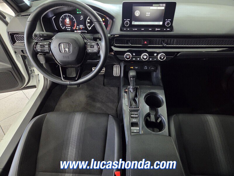 Used 2023 Honda Civic Sport image 9