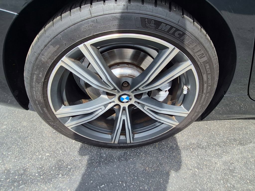 Used 2021 BMW 330e w/ Convenience Package image 17