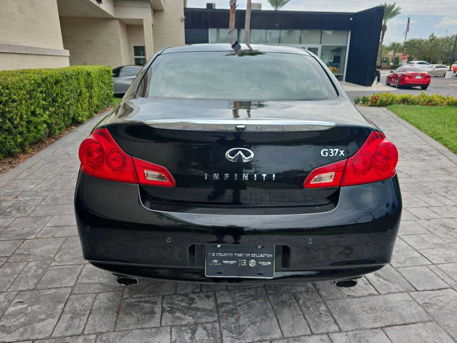 Used 2013 INFINITI G37 x Sedan w/ Premium Pkg AWD/4WD image 5
