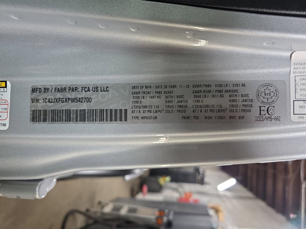 Used 2023 Jeep Wrangler Unlimited Rubicon w/ Xtreme Recon 35" Tire Package image 34