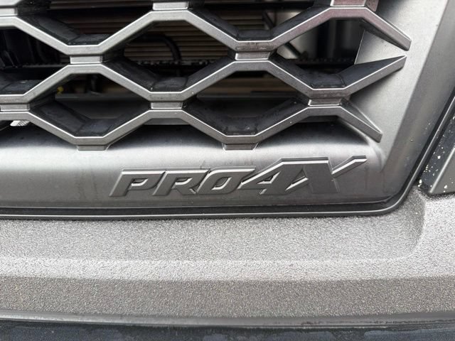 Used 2023 Nissan Titan PRO-4X w/ Pro-4x Convenience Package AWD/4WD image 11