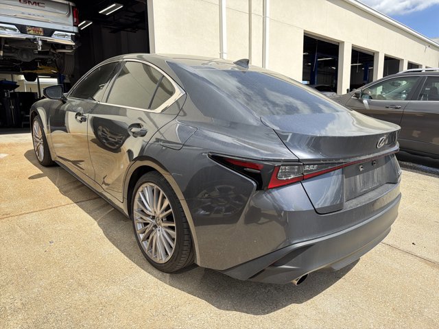 Used 2023 Lexus IS 300 300 w/ Premium Package image 3