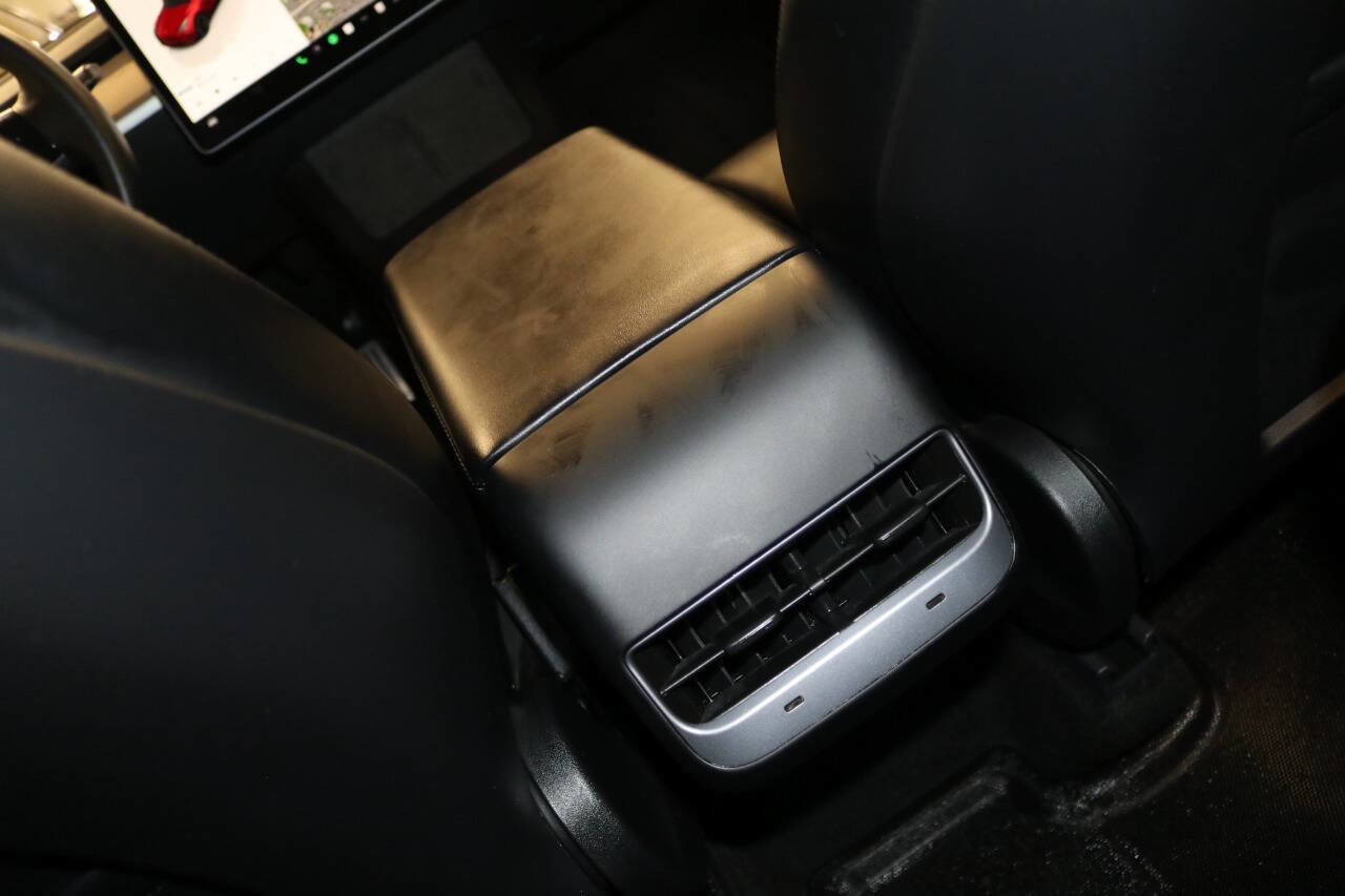Used 2023 Tesla Model Y Performance image 51