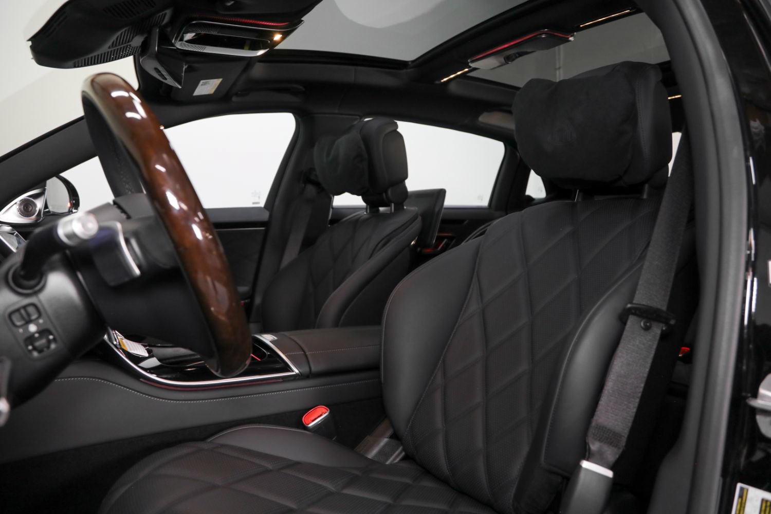 Used 2026 Mercedes-Benz Maybach S 580 4MATIC image 59