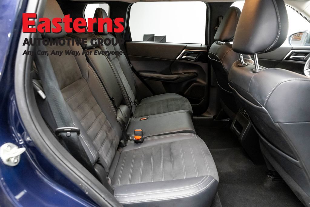Used 2022 Mitsubishi Outlander SE AWD/4WD image 23