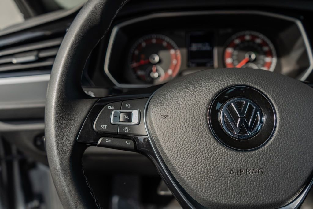 Used 2021 Volkswagen Jetta R-Line w/ R-Line Cold Weather Package image 32