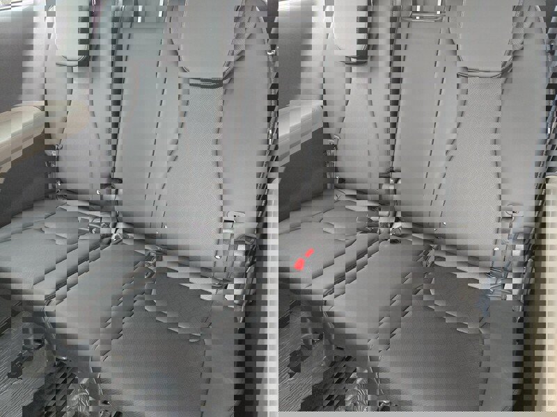 New 2026 Kia Carnival LXS image 8