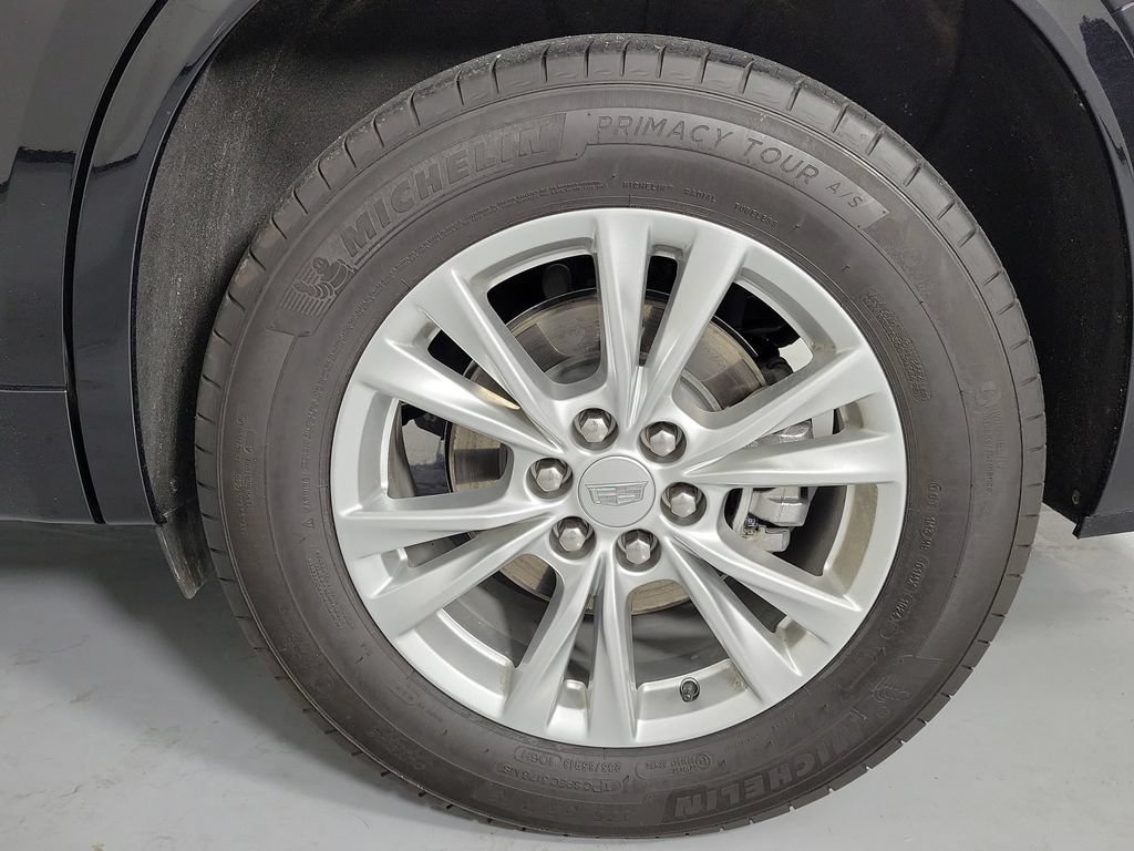 Used 2024 Cadillac XT6 Luxury w/ LPO, Floor Liner Package AWD/4WD image 10