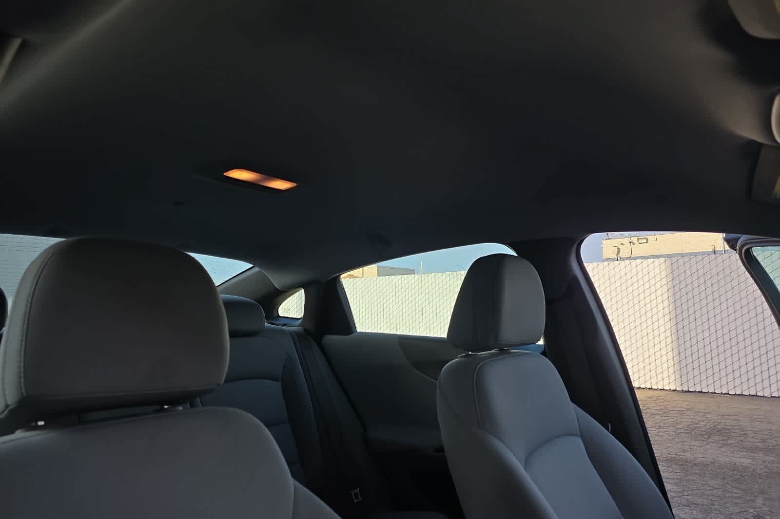 Used 2025 Chevrolet Malibu LT FWD image 18