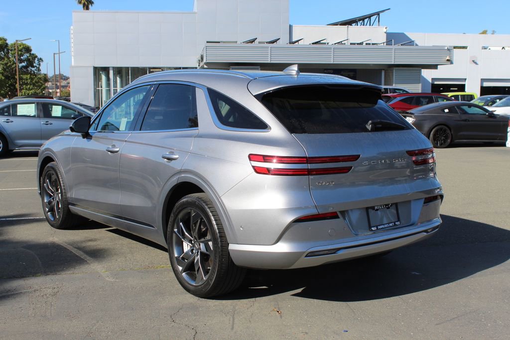 Used 2023 Genesis Electrified GV70 Advanced w/ Prestige Package image 9