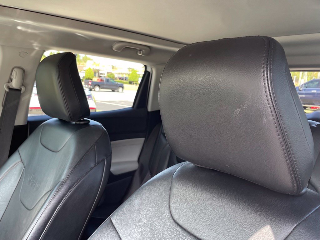 Used 2022 Jeep Compass Limited w/ Sun and Sound Group AWD/4WD image 27