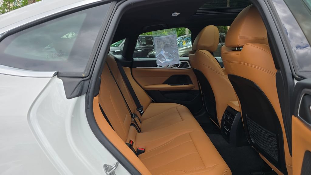 Used 2023 BMW i4 eDrive40 w/ Premium Package RWD image 13