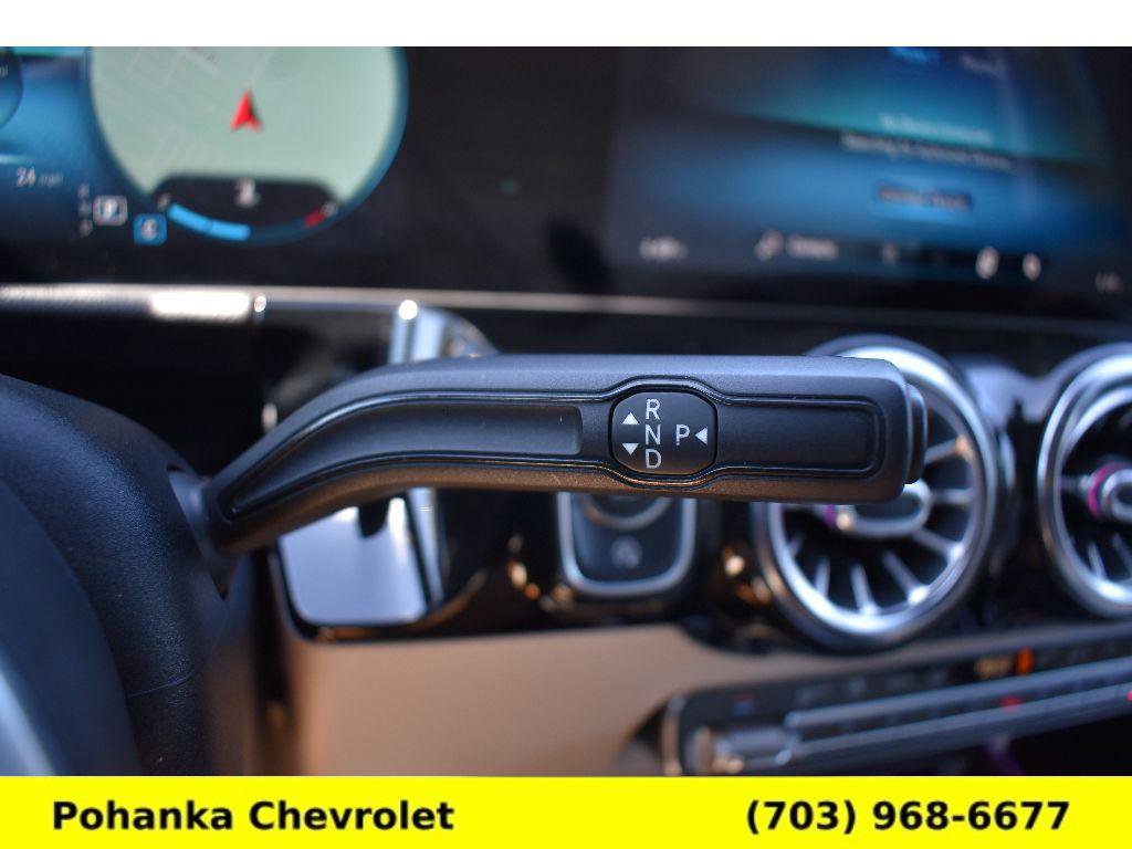 Used 2021 Mercedes-Benz GLA 250 4MATIC image 11