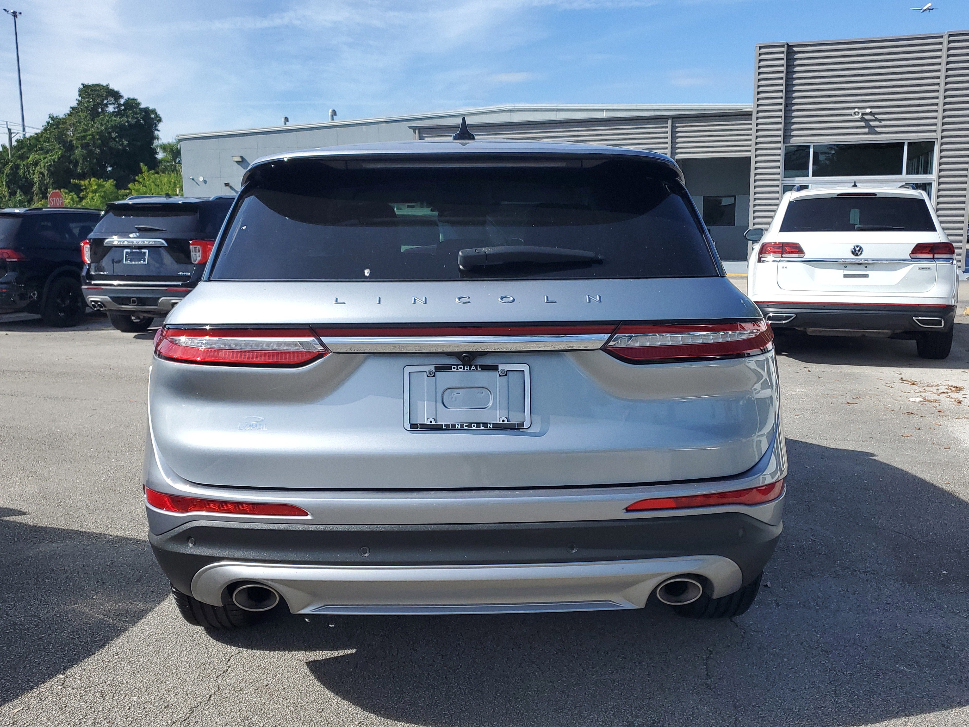 Used 2023 Lincoln Corsair FWD image 5