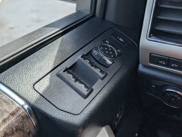 Used 2019 Ford F250 Lariat w/ Lariat Ultimate Package AWD/4WD image 23