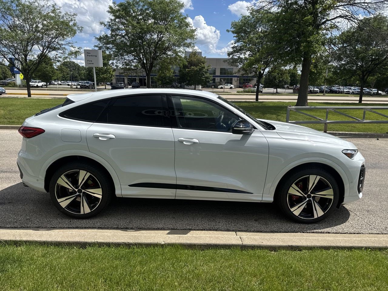 New 2026 Audi SQ5 Premium Plus AWD/4WD image 37