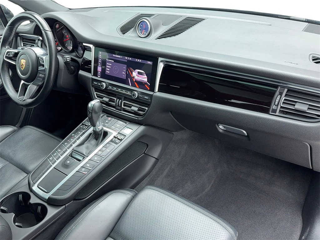 Used 2021 Porsche Macan S image 46