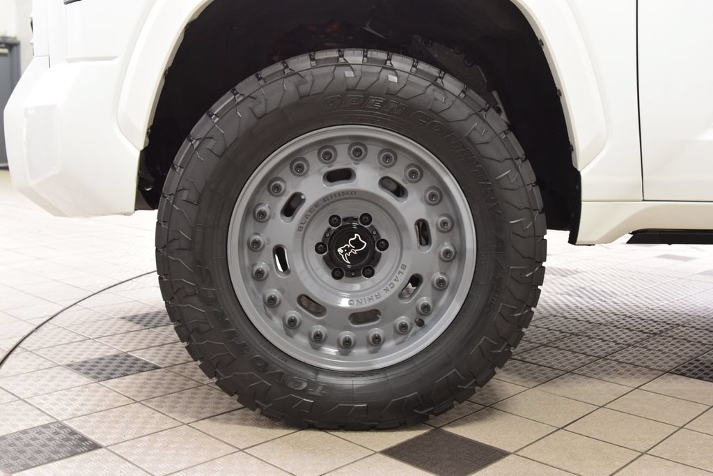Used 2022 Toyota Tundra Capstone AWD/4WD image 25