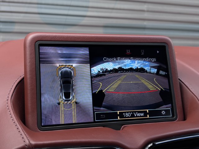 Used 2020 Aston Martin V8 Vantage Coupe RWD image 19