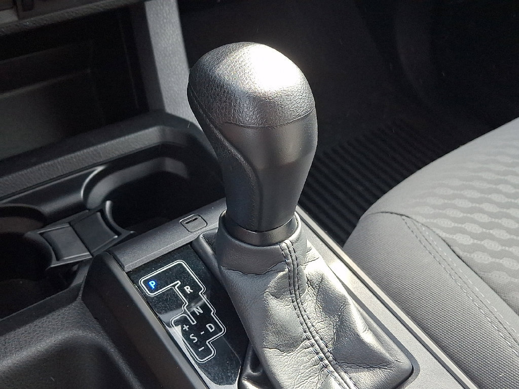 Used 2022 Toyota Tacoma SR w/ SR Convenience Package RWD image 17