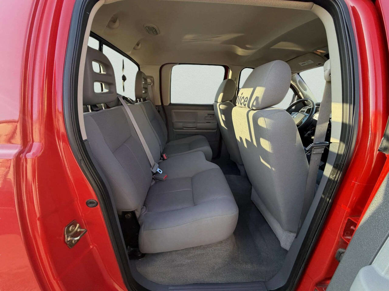 Used 2005 Dodge Dakota SLT image 20