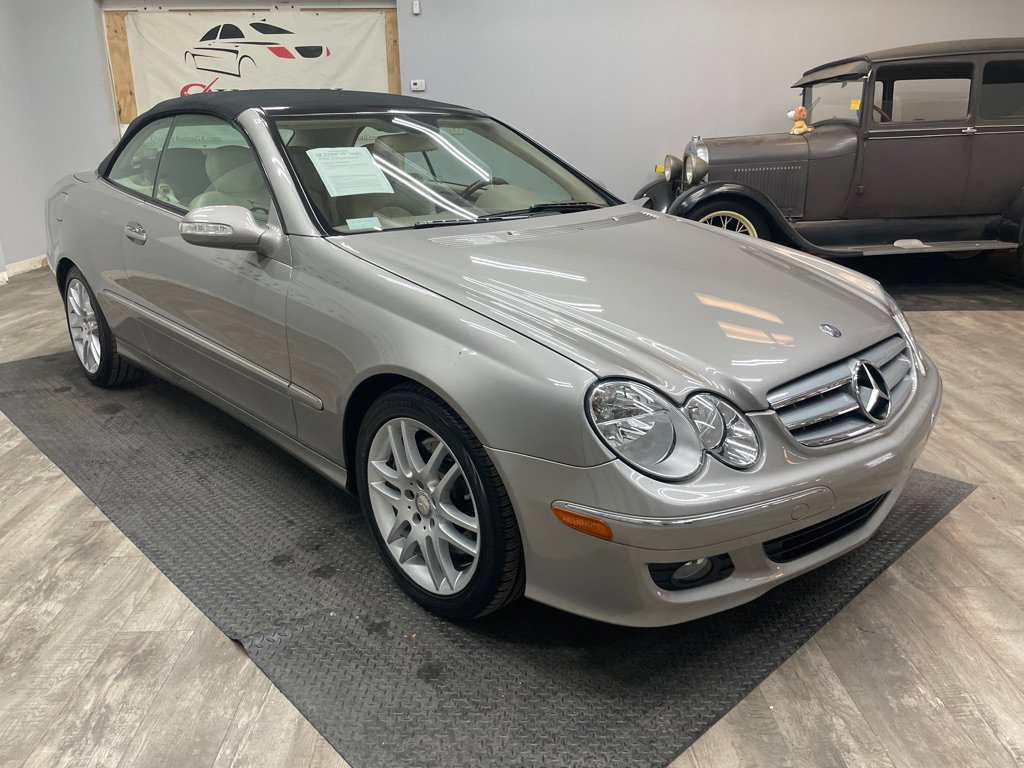 Used 2008 Mercedes-Benz CLK 350 Cabriolet image 20
